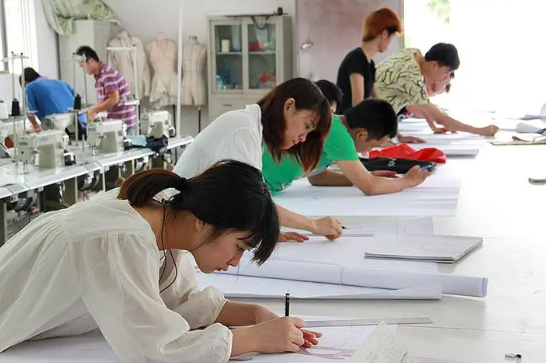 2023年广州南华工贸学校服务设计与制作专业