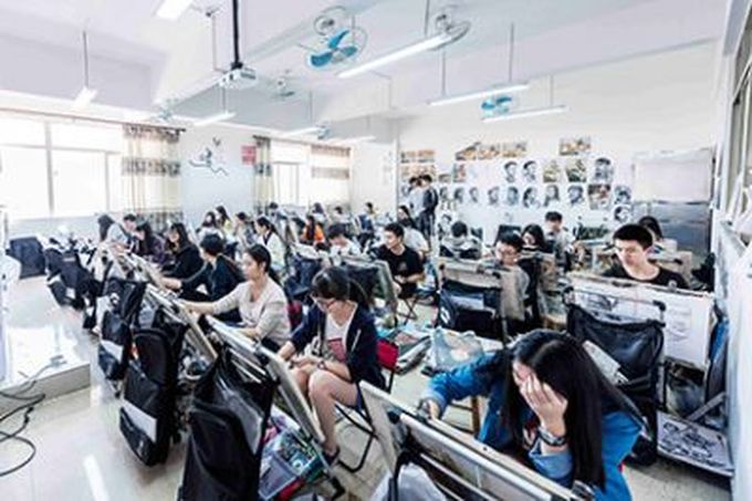 广州南华工贸高级技工学校有哪些专业？